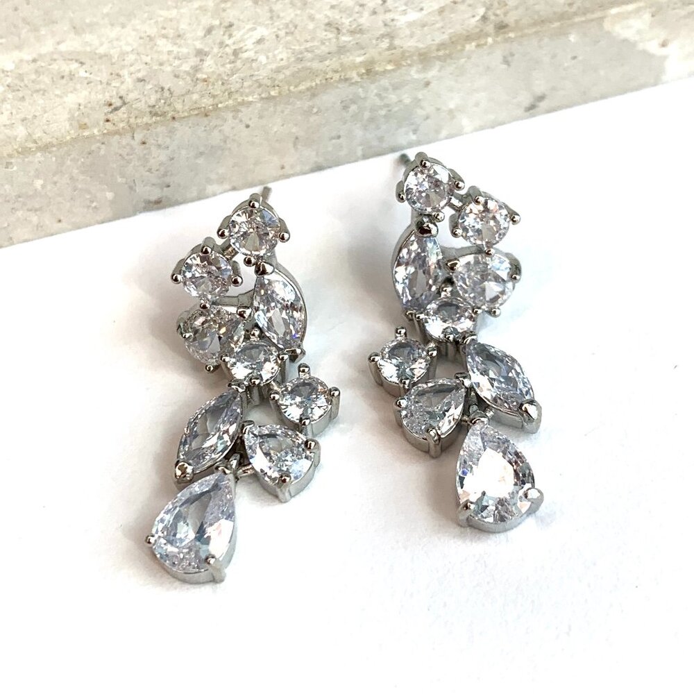 Anthropologie Clear Crystal Drop Earrings - Picture 4 of 10